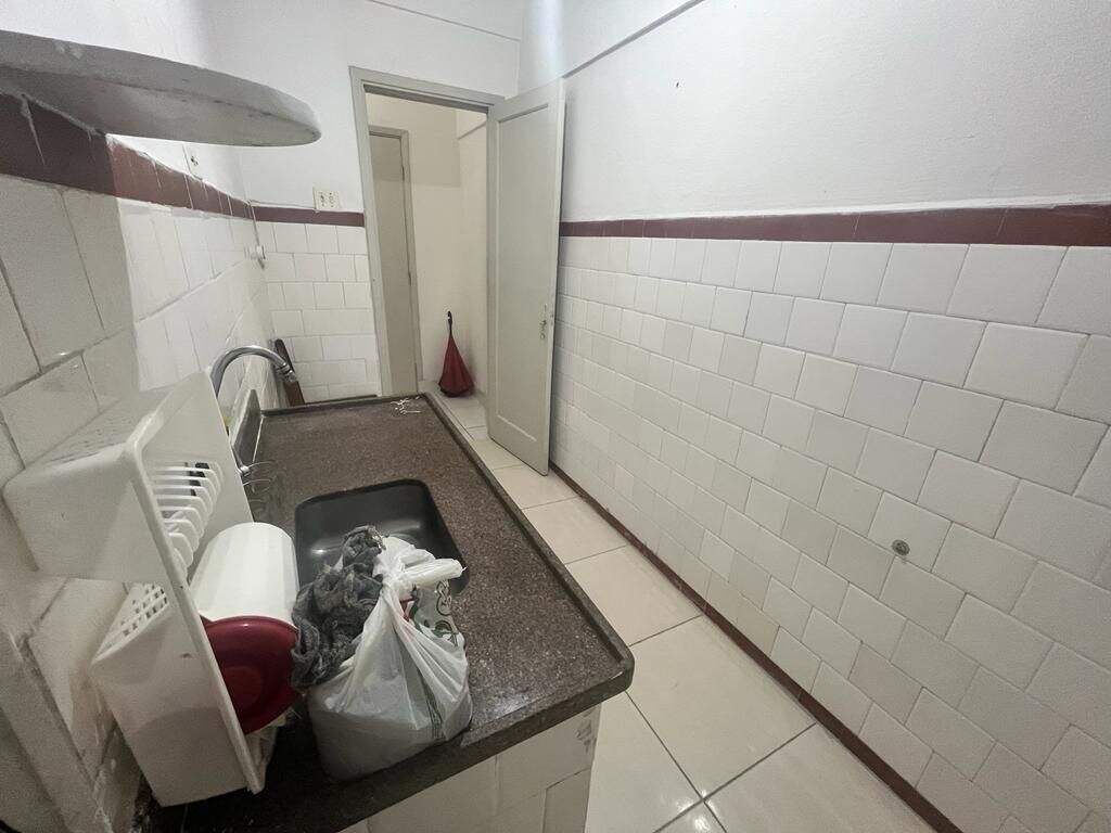 Kitnet à venda no Pompéia: 