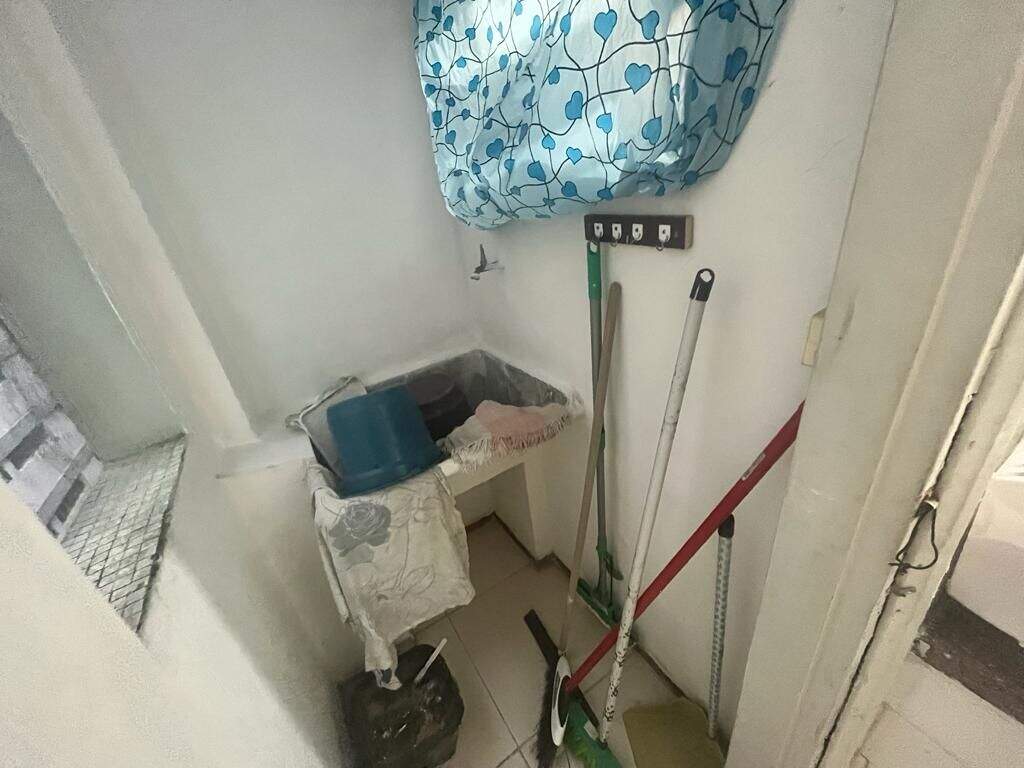 Kitnet à venda no Pompéia: 