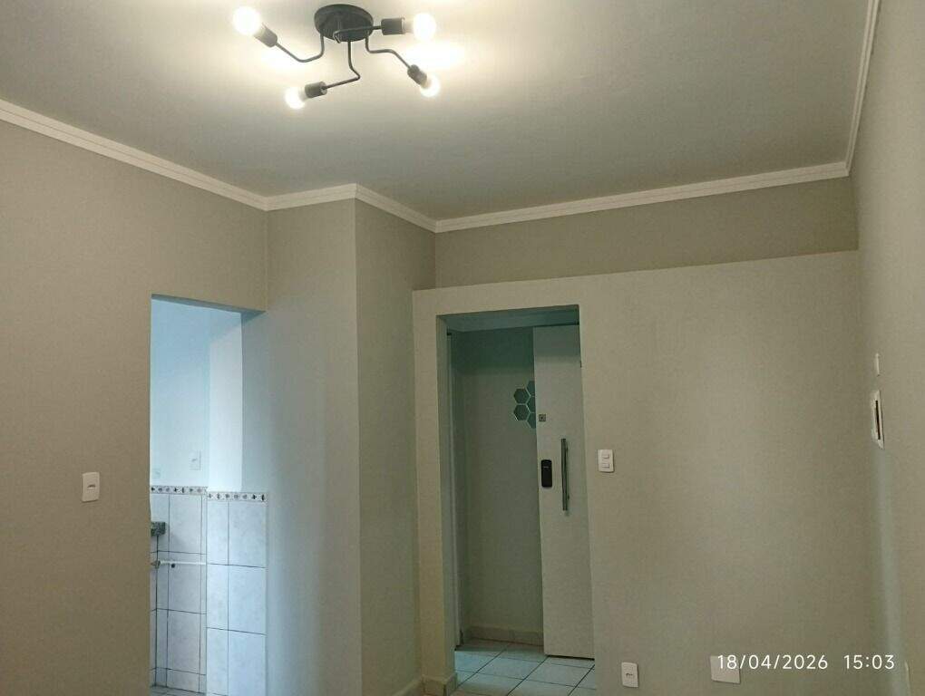 Kitnet à venda no Boqueirão: 