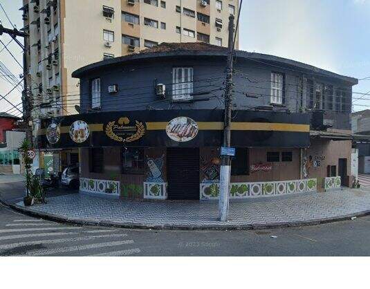 Prédio à venda no Macuco: 