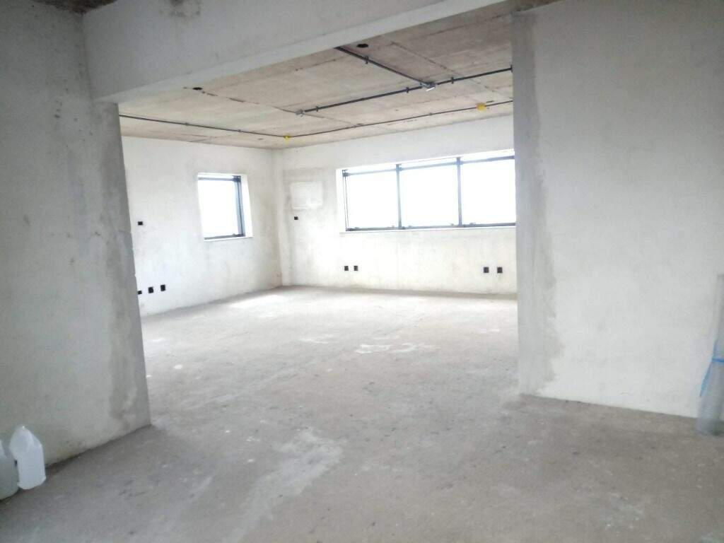 Sala à venda no Boqueirão: 