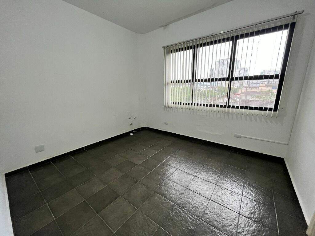 Sala à venda no Boqueirão: 