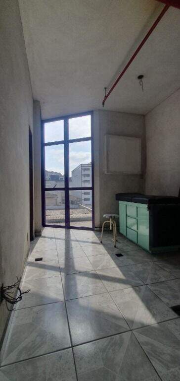 Sala à venda no Vila Matias: 