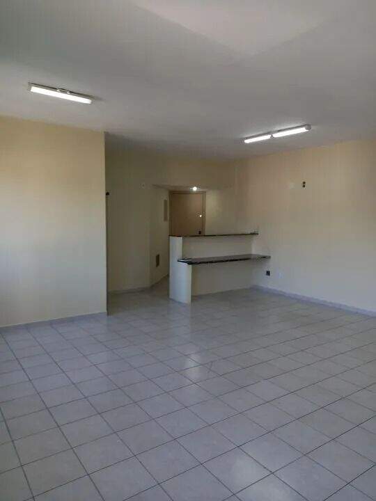 Sala à venda no Vila Matias: 