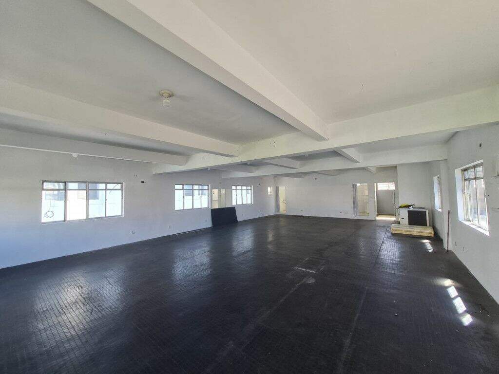 Sala à venda no Boqueirão: 
