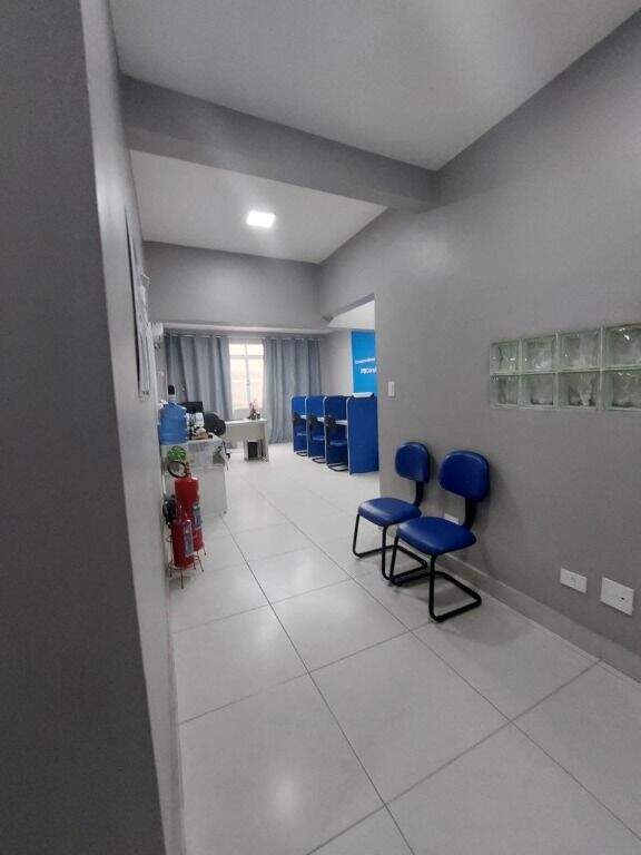 Sala à venda no Centro: 