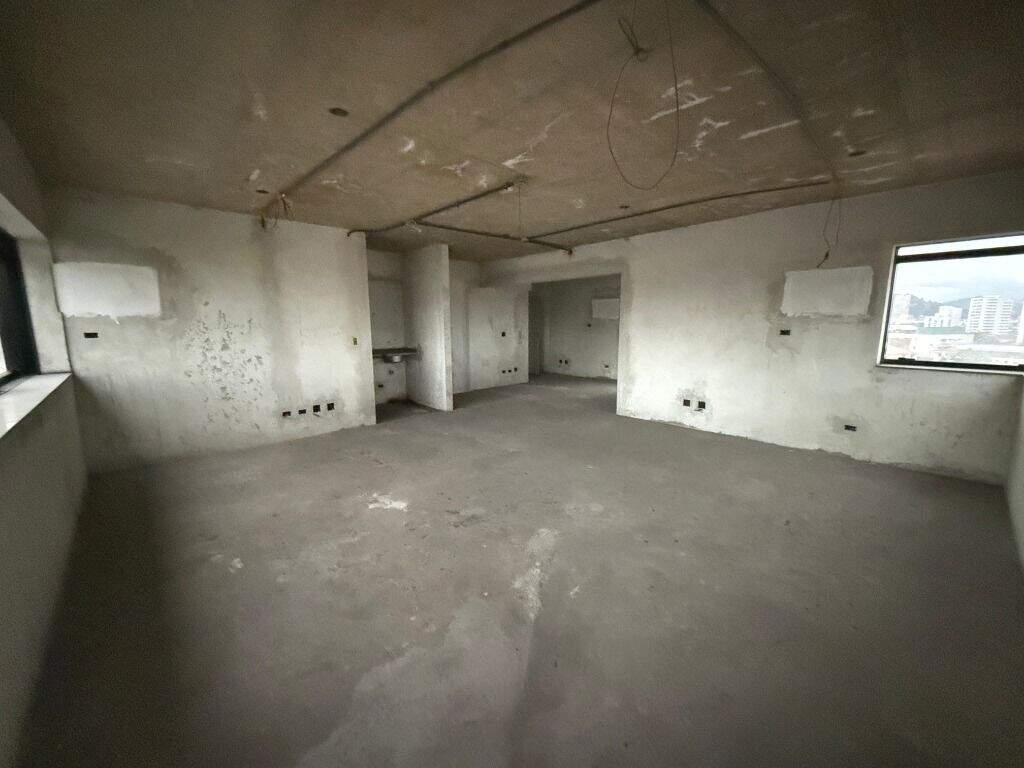Sala à venda no Boqueirão: 