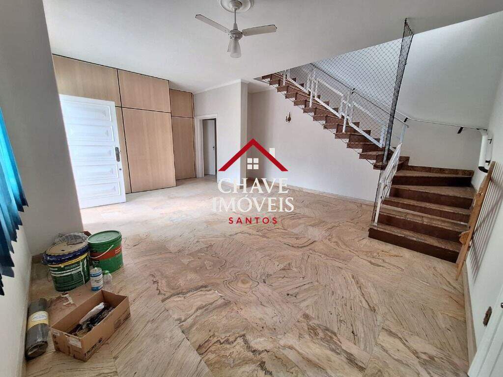 Sobrado para aluguel no Ponta da Praia: 