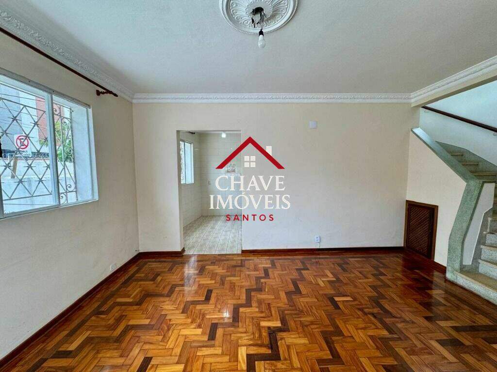 Sobrado à venda no Aparecida: 
