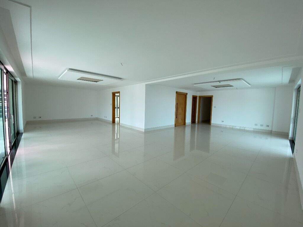 Apartamento à venda no Ponta da Praia: 