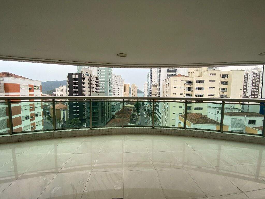 Apartamento à venda no Ponta da Praia: 