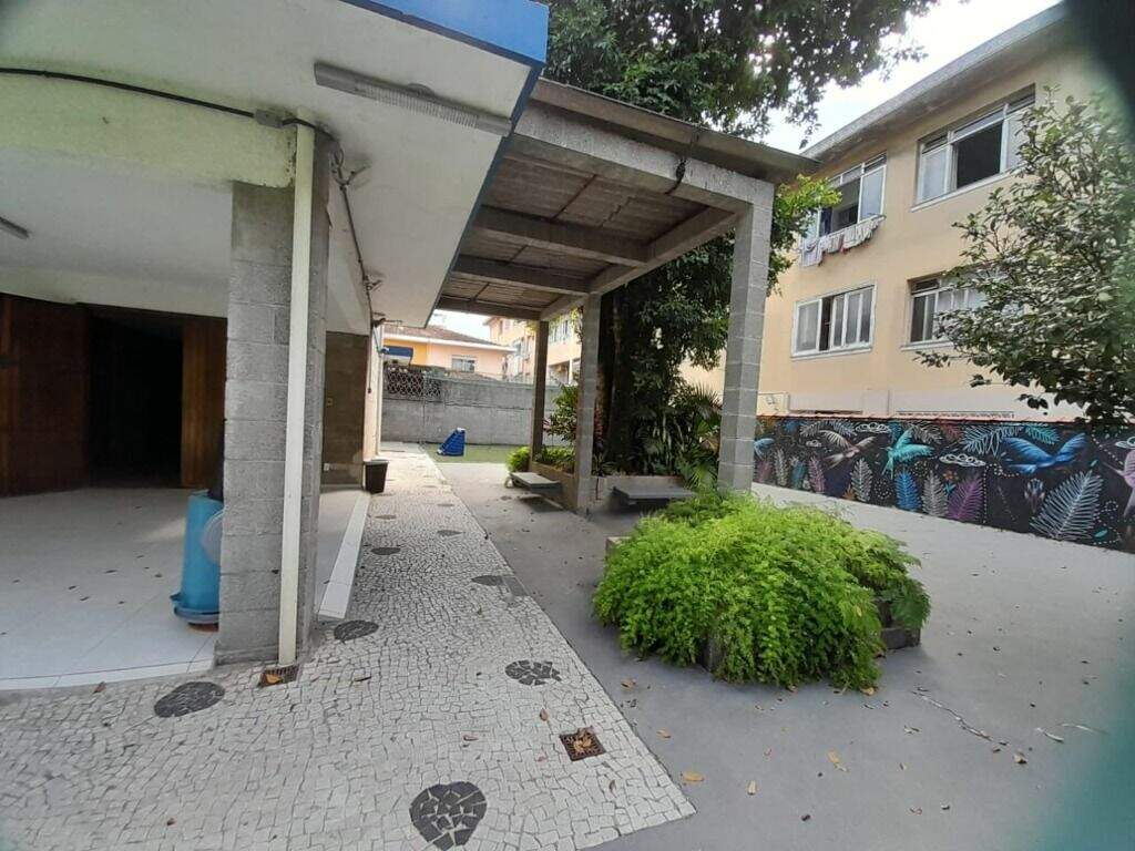 Terreno à venda no Embaré: 