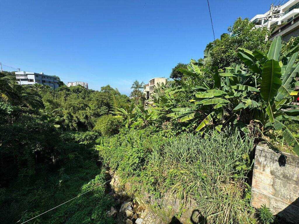 Terreno à venda no Morro Santa Terezinha: 