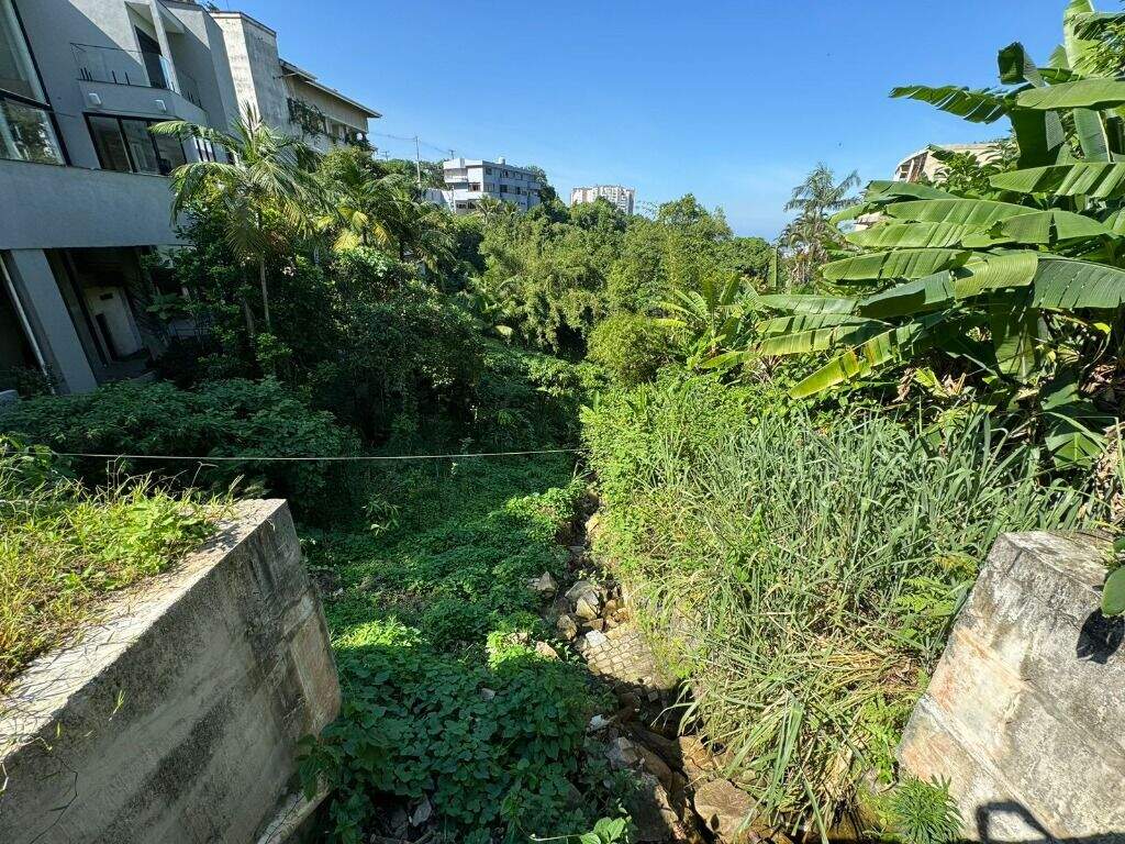 Terreno à venda no Morro Santa Terezinha: 