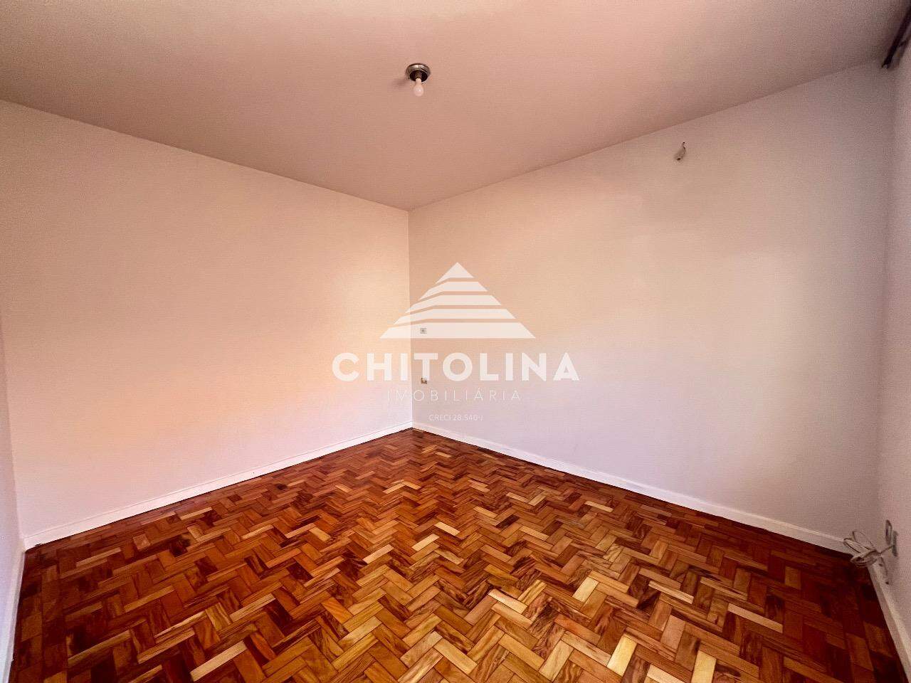 Casa à venda no Vila Santana: 