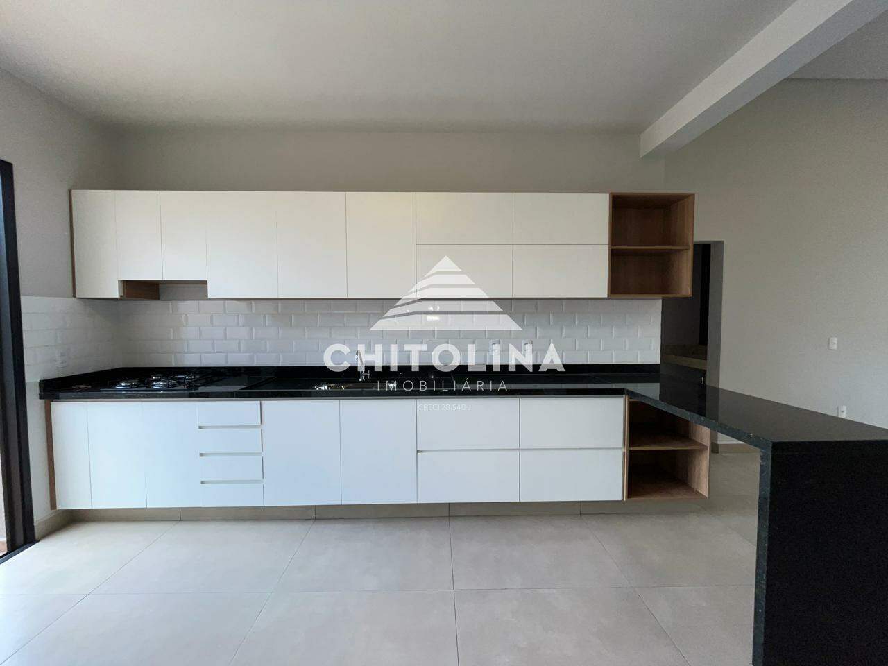 Casa em condomínio à venda no Golden Ville: 
