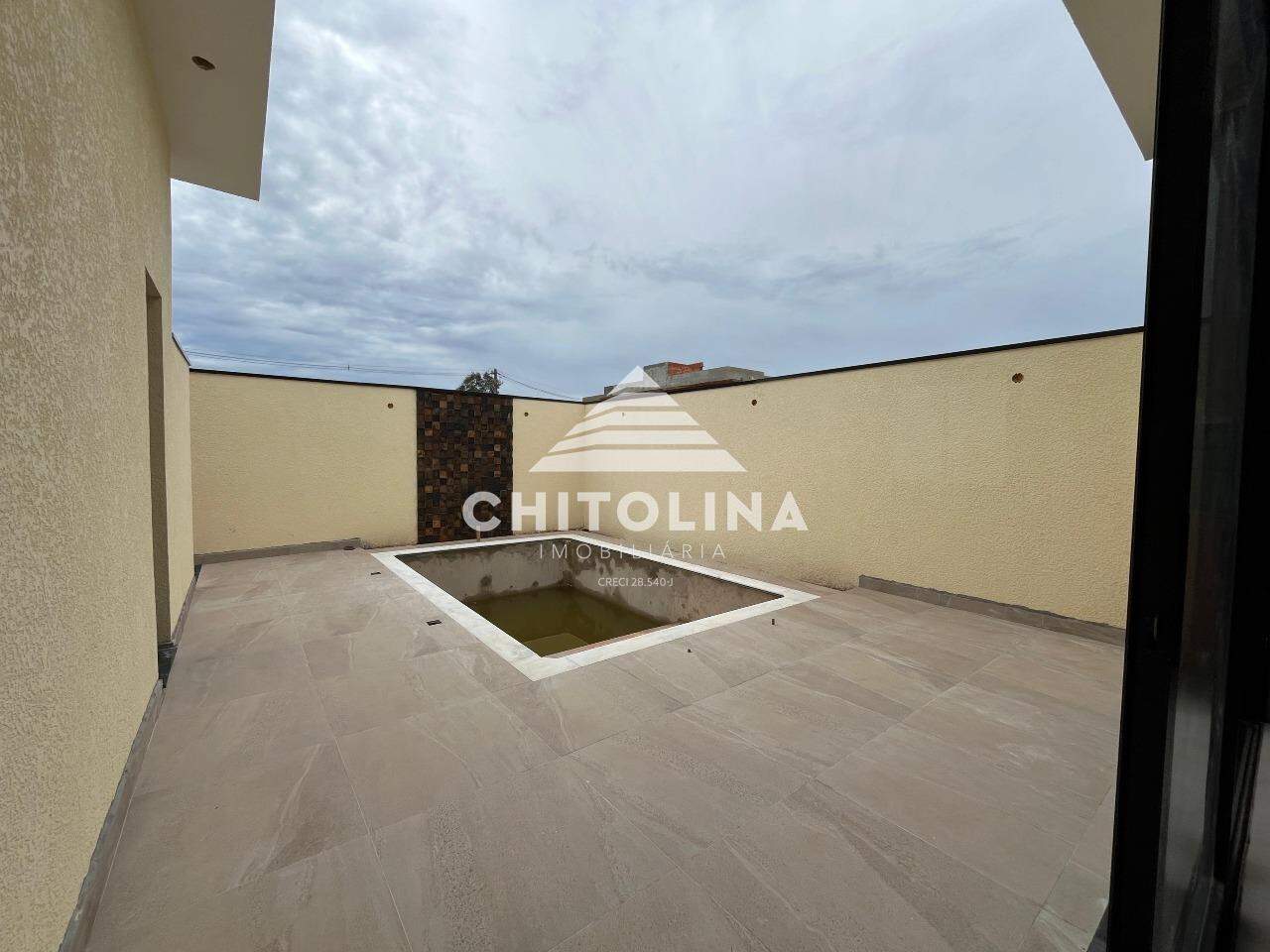 Casa em condomínio à venda no Golden Ville: 