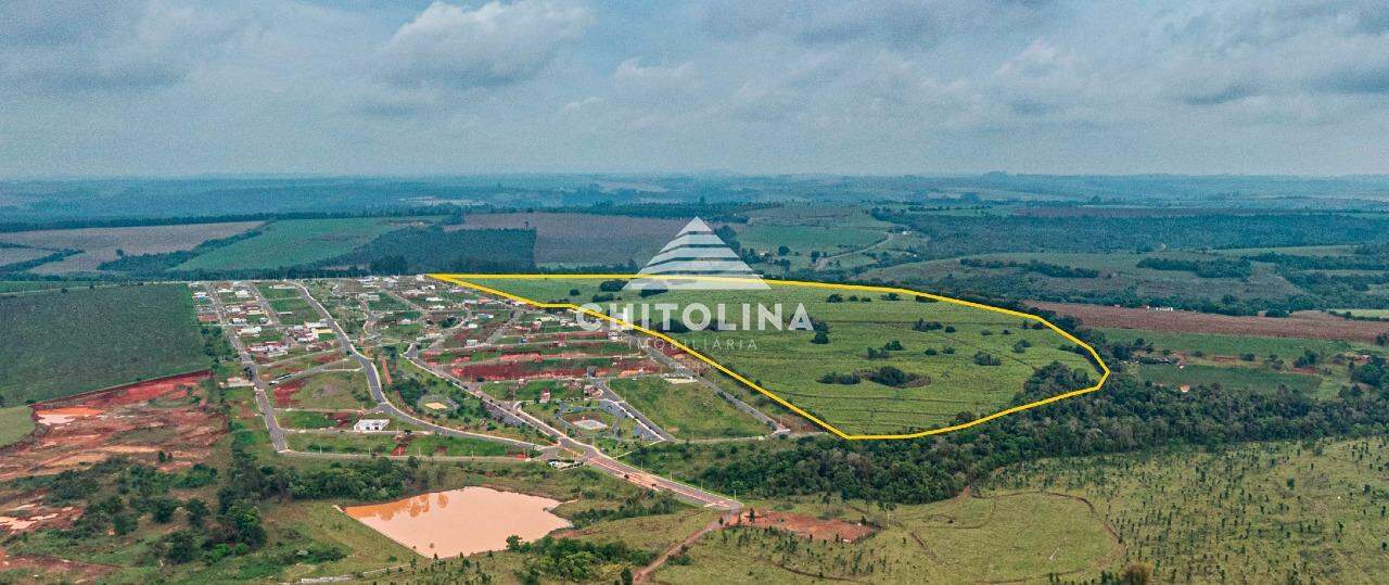 Área à venda no Vila Mazzei: 