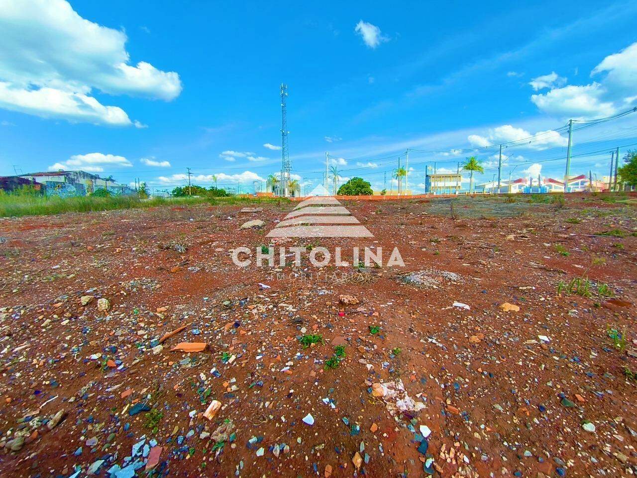 Terreno à venda no Vila Carolina: 