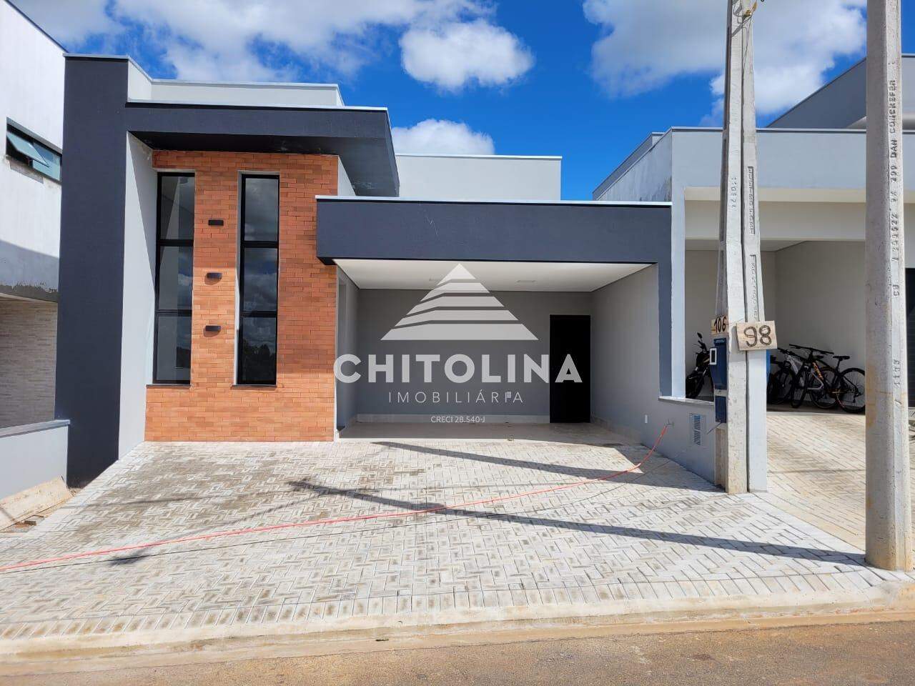 Casa à venda no Residencial Tivolli : 