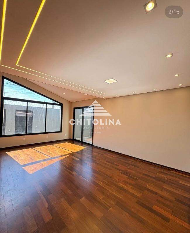 Casa à venda no Centro: 
