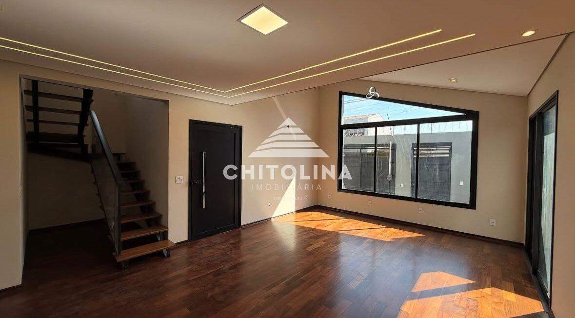 Casa à venda no Centro: 