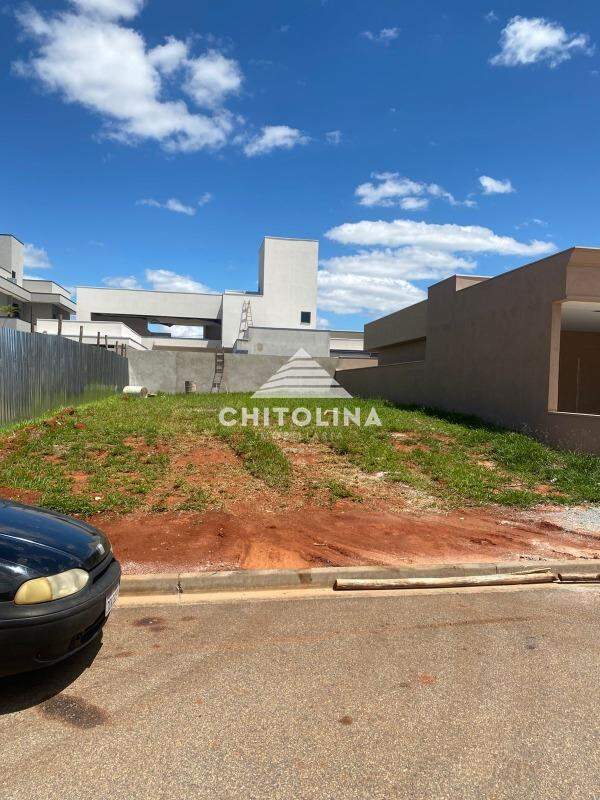 Terreno à venda no Golden Ville: 
