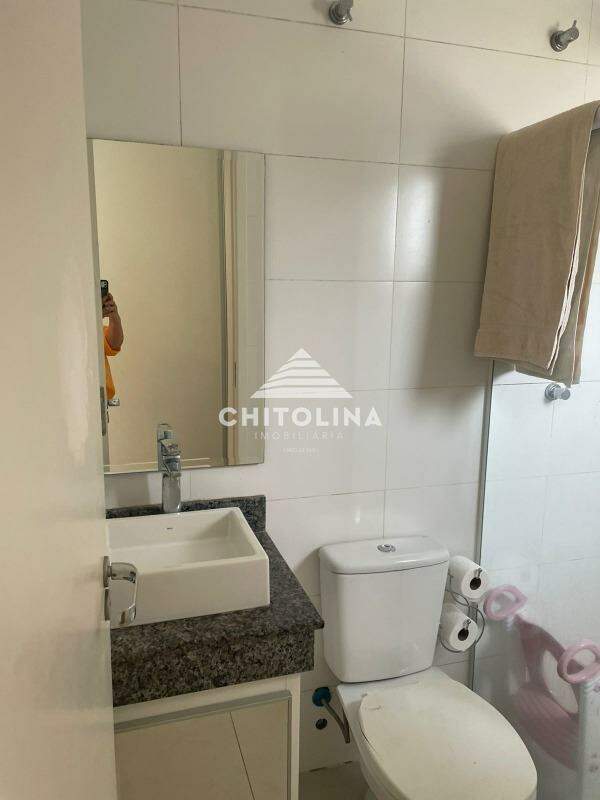 Casa em condomínio à venda no Jardim Dona Miriam: 