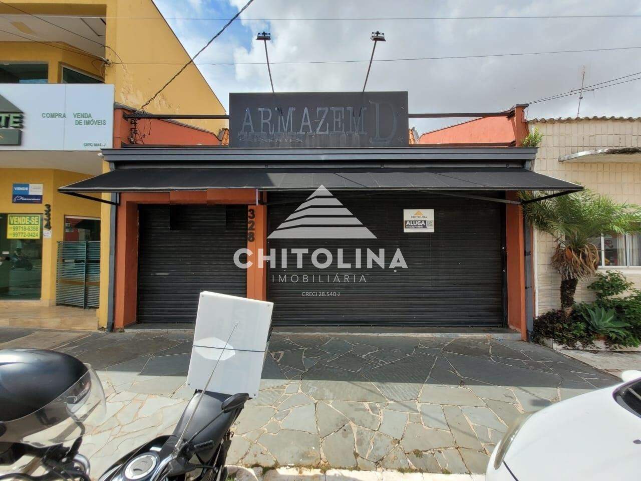 Casa comercial para aluguel no Centro: 