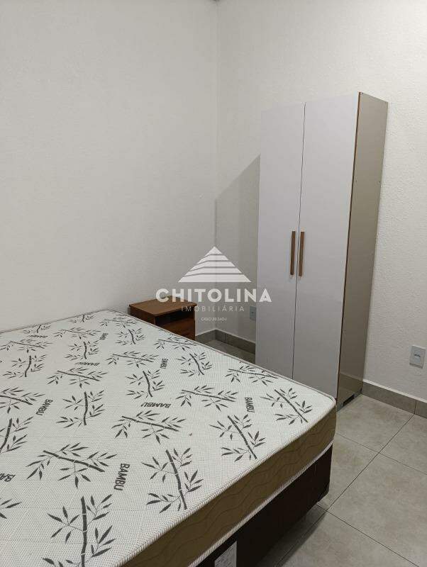 Kitnet para aluguel no Vila La Brunetti: 