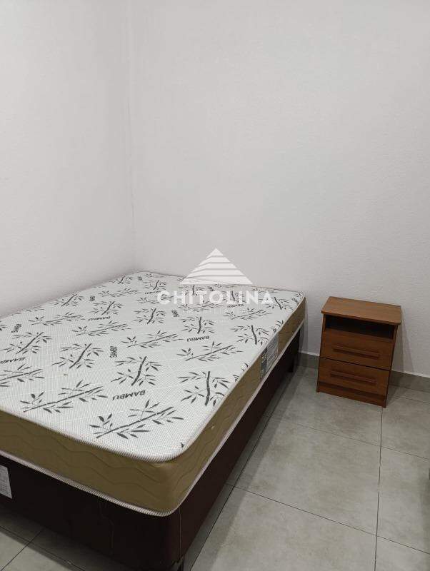 Kitnet para aluguel no Vila La Brunetti: 