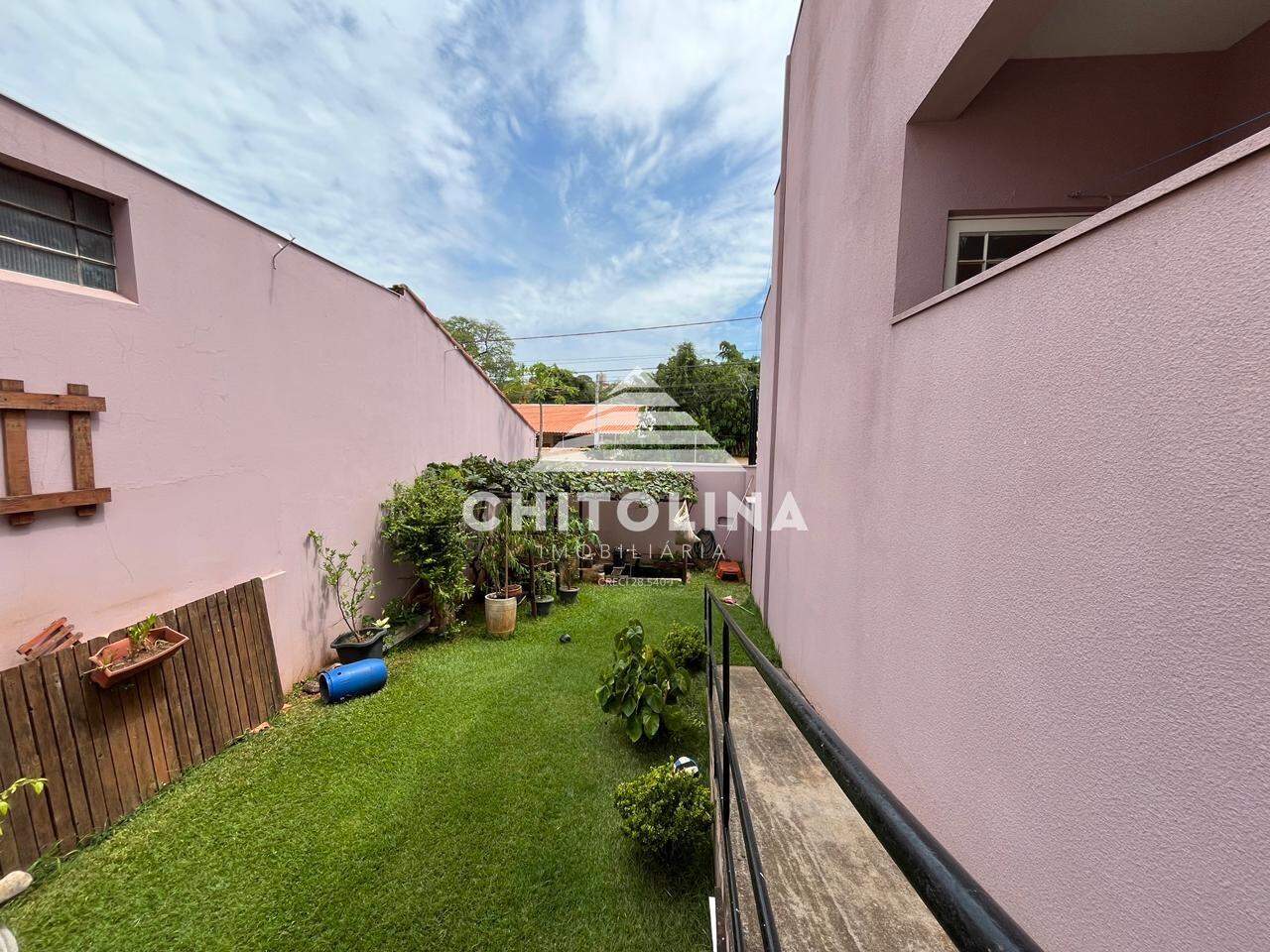 Sobrado à venda no Jardim Fogaça: 