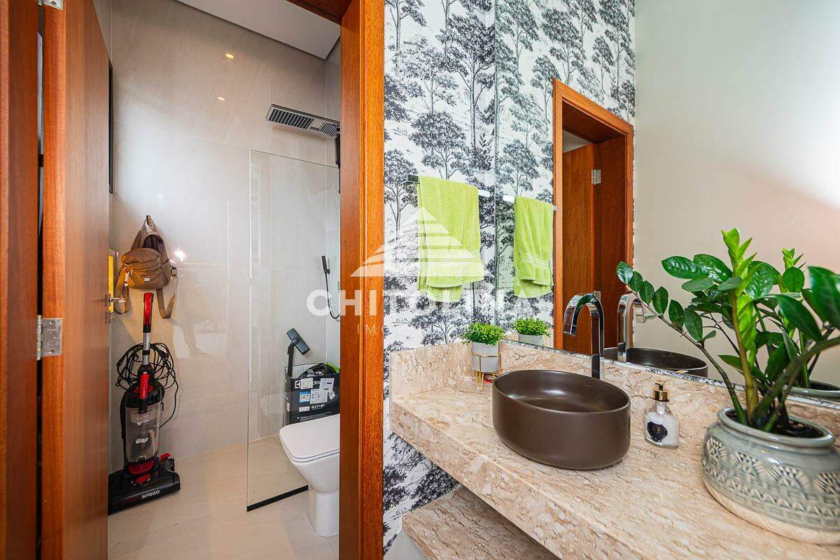 Casa em condomínio à venda no Ouroville: 