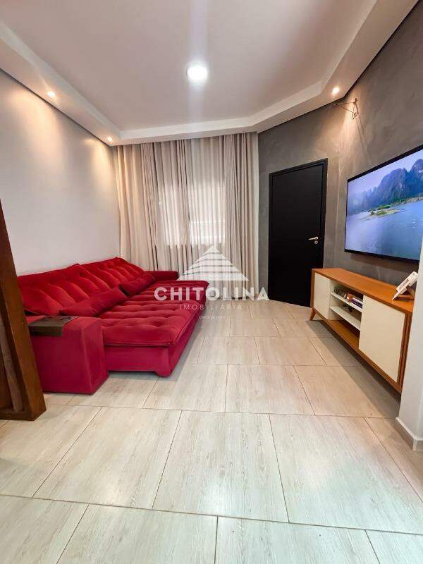 Casa à venda no Jardim Leonel: 