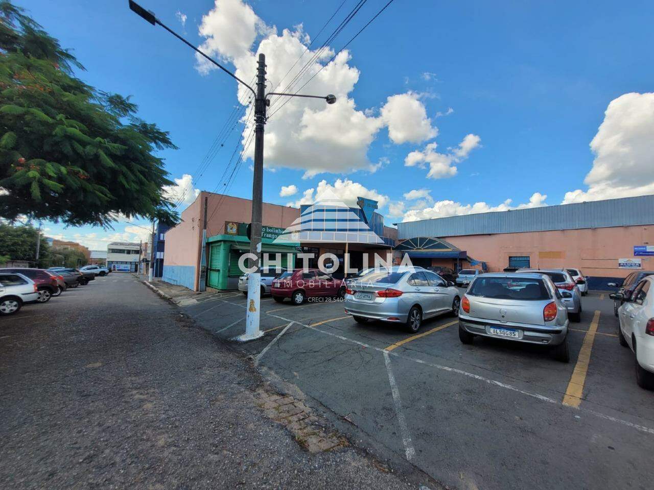 Ponto para aluguel no Centro: 
