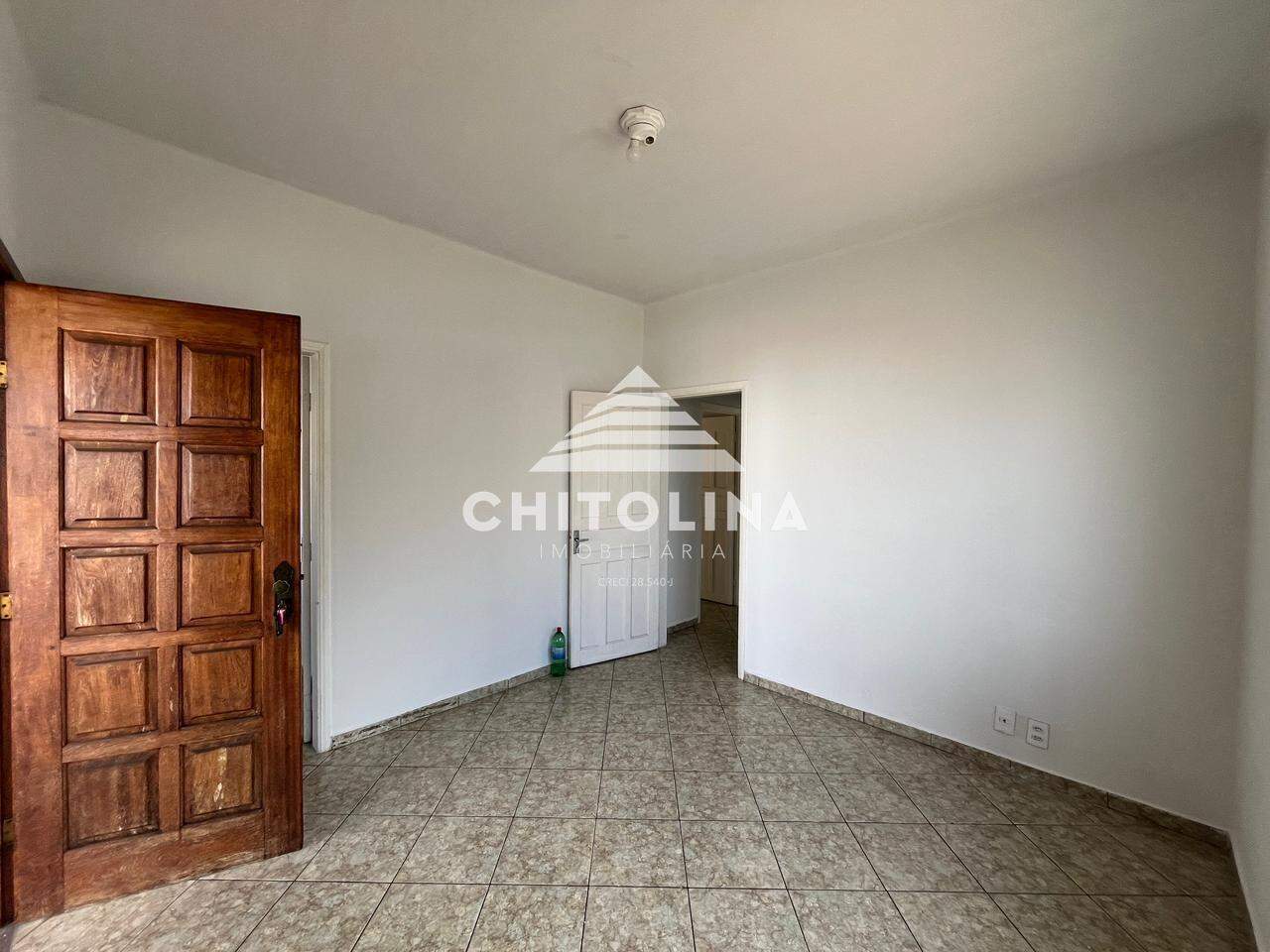 Casa à venda no Centro: 