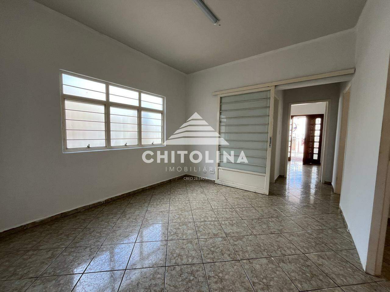 Casa à venda no Centro: 
