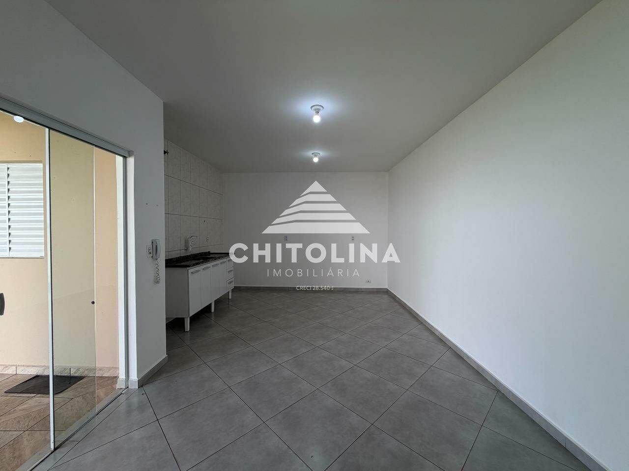 Casa para aluguel no Jardim Fogaça: 