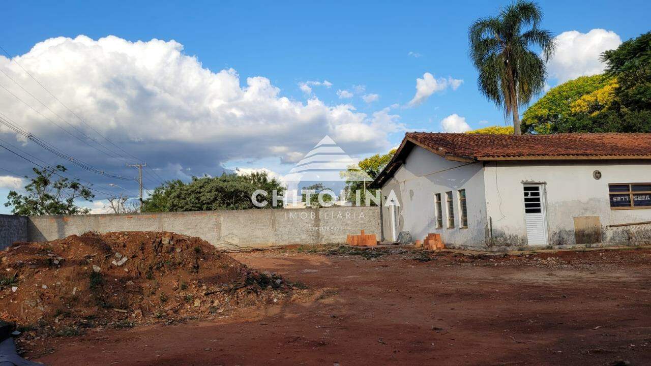 Área à venda no Chapada Grande: 