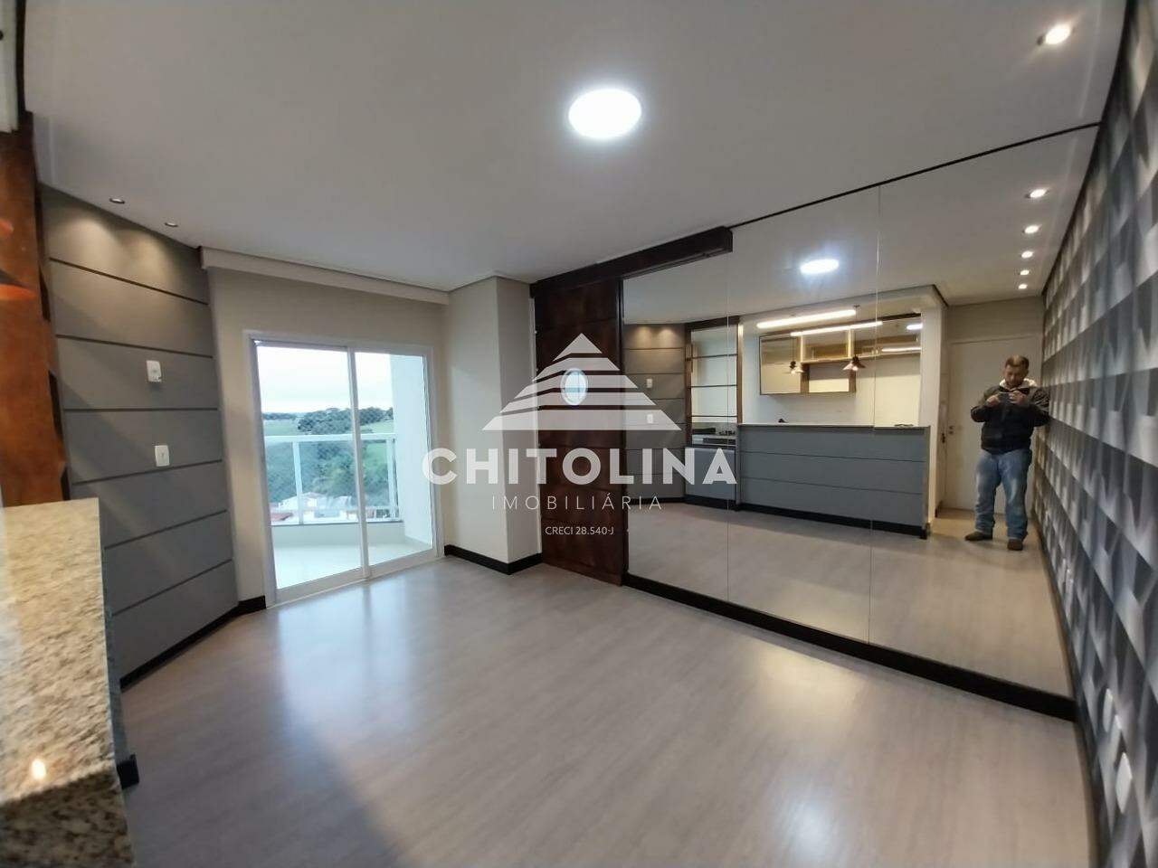 Apartamento para aluguel no EDIFÍCIO VITORIA: 