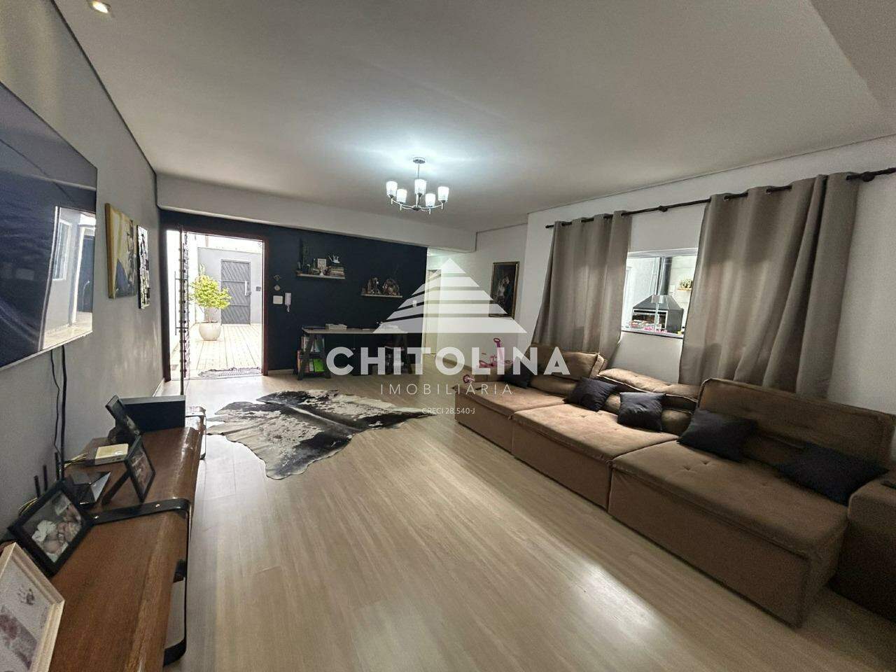 Casa à venda no Cambuí: 