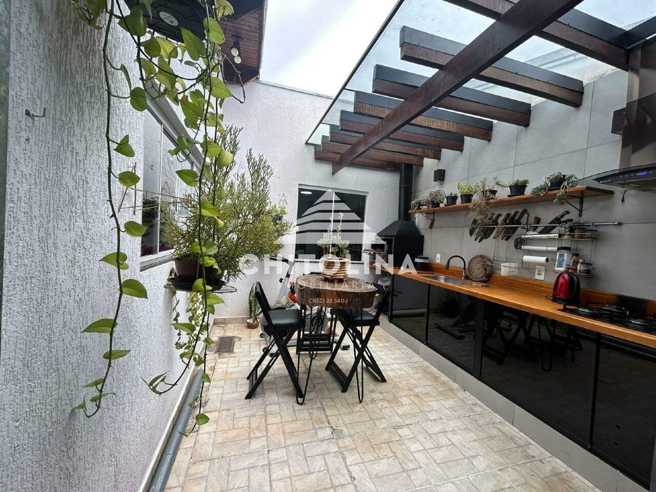 Casa à venda no Cambuí: 