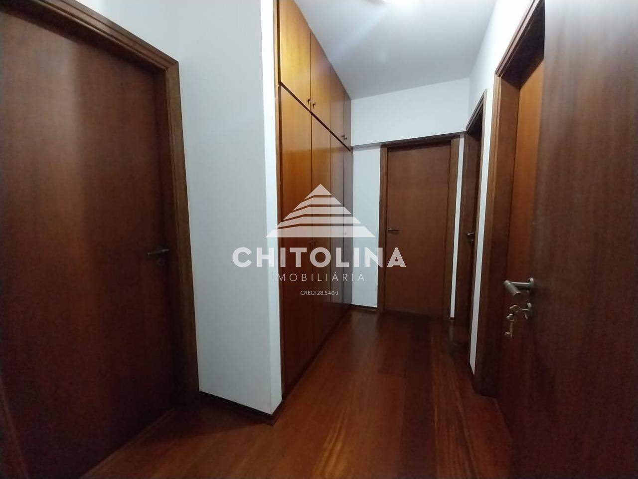 Apartamento à venda no Edifício Ilha Bela: 