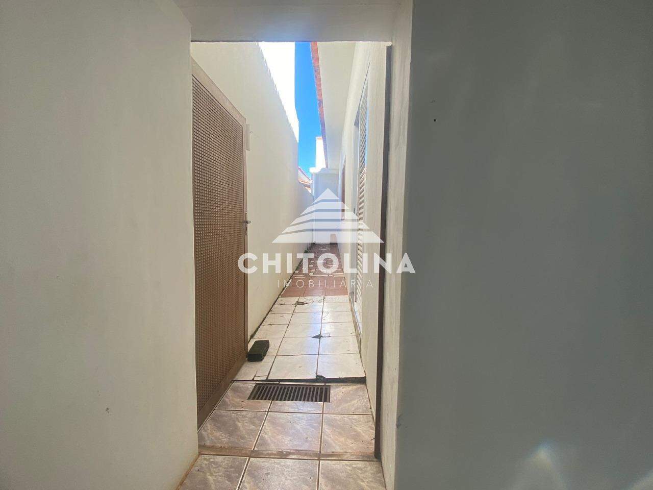 Casa à venda no Centro: 