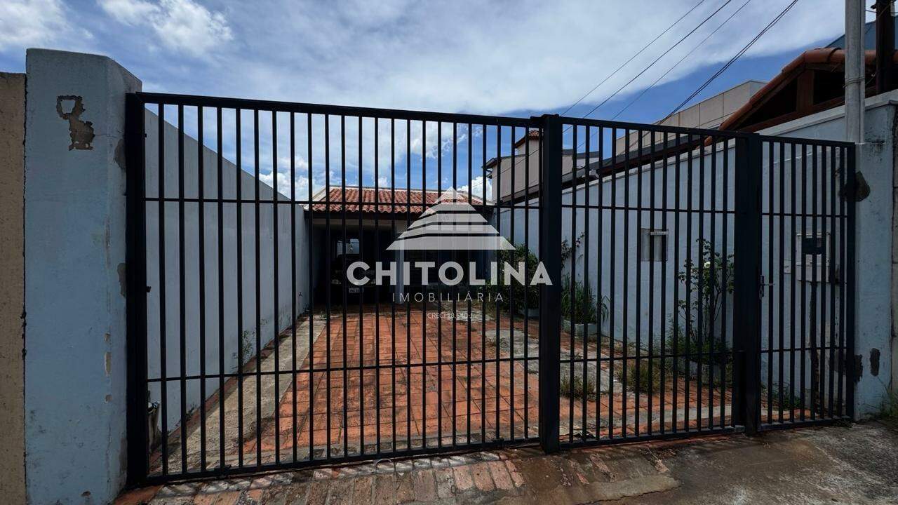 Casa à venda no Centro: 