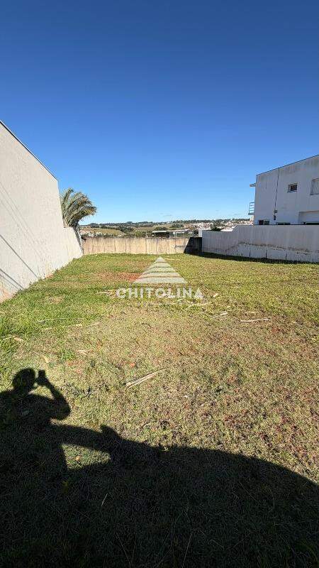 Lote em condomínio à venda no Jardim Marabá: 