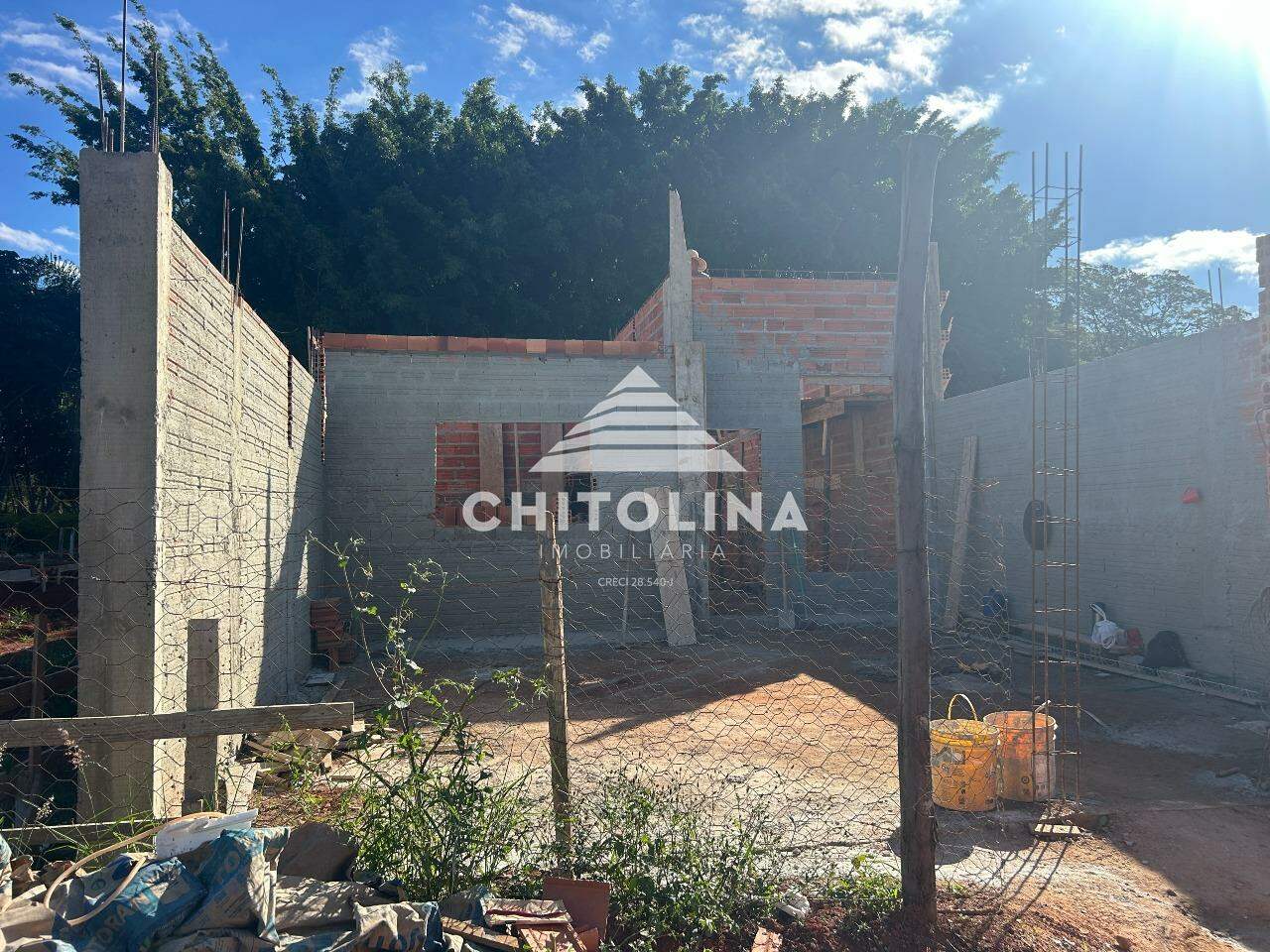 Casa à venda no Vila Carolina: 