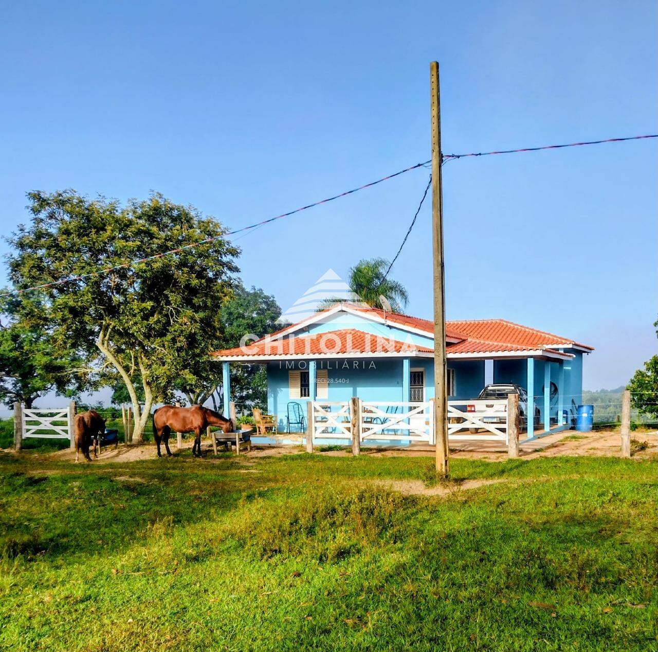 Área à venda no BAIRRO DOS TAVARES: 