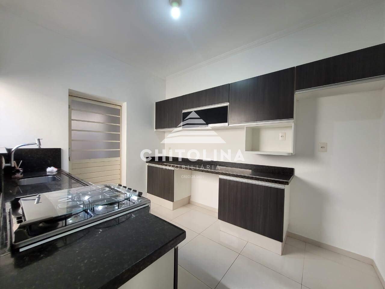 Casa para aluguel no Vila Carolina: 