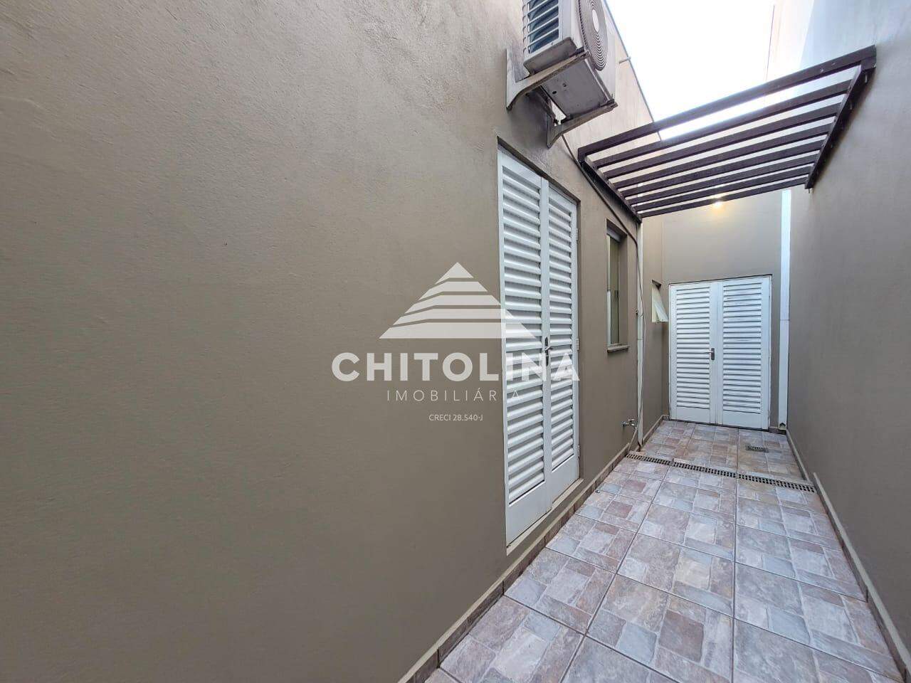 Casa para aluguel no Vila Carolina: 